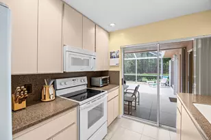 1242 NW Sun Terrace Cir, Port Saint Lucie, FL 34986 - Photo 14