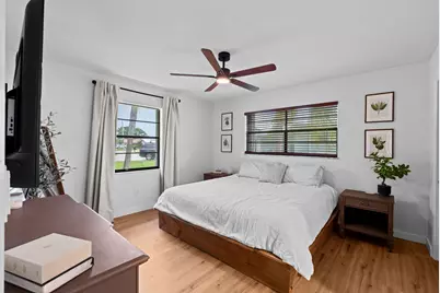 1292 SE Mendavia Avenue, Port Saint Lucie, FL 34952 - Photo 20