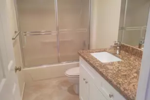 3710 Whitehall Dr, West Palm Beach, FL 33401 - Photo 12