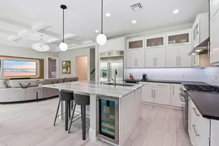 464 NE 8th St, Boca Raton, FL 33432 - Photo 16