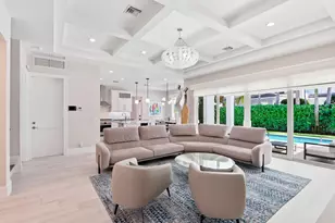 464 NE 8th St, Boca Raton, FL 33432 - Photo 8