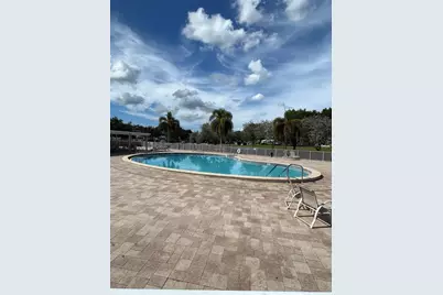 423 Markham T #423, Deerfield Beach, FL 33442 - Photo 12