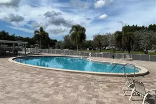 423 Markham T, Deerfield Beach, FL 33442 - Photo 12