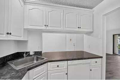 623 Sea Pine Way #E2, Greenacres, FL 33415 - Photo 6