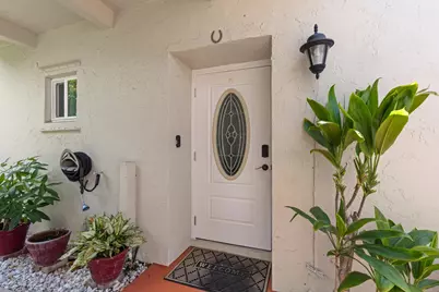2534 Boundbrook Drive S #115, West Palm Beach, FL 33406 - Photo 4