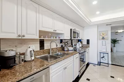 1800 S Ocean Boulevard #708, Lauderdale by the Sea, FL 33062 - Photo 14