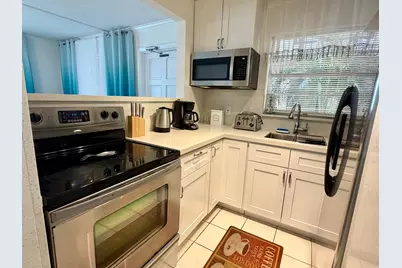 500 NE 1st Street #2, Pompano Beach, FL 33060 - Photo 2