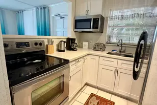 500 NE 1st St, Pompano Beach, FL 33060 - Photo 2