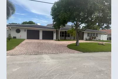 2121 NE 29th Street, Lighthouse Point, FL 33064 - Photo 2