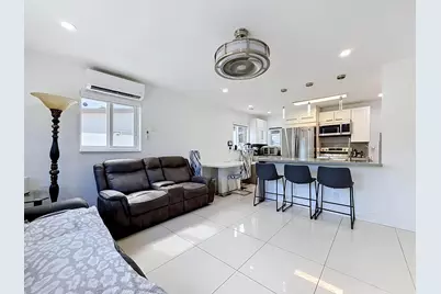 6135 NW 24th Court, Margate, FL 33063 - Photo 6