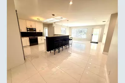 4901 NE 13th Terrace, Oakland Park, FL 33334 - Photo 4