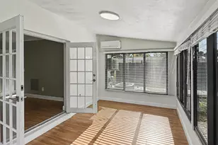 150 SE 5th Ct, Pompano Beach, FL 33060 - Photo 8
