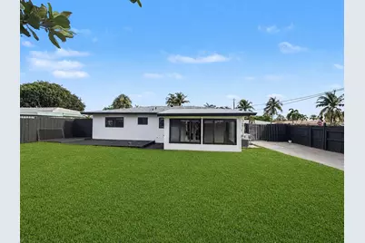 150 SE 5th Court, Pompano Beach, FL 33060 - Photo 20