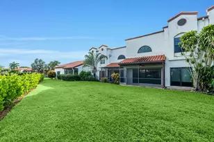 13538 Fountain View Blvd, Wellington, FL 33414 - Photo 38