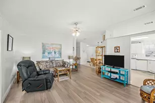 3608 Sleepy Hollow Ln, Port Saint Lucie, FL 34952 - Photo 10