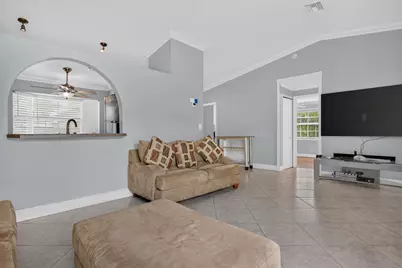 7516 NW 88th Terrace, Tamarac, FL 33321 - Photo 10