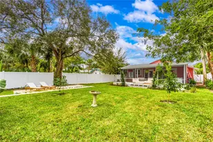 645 SW Cleveland Ave, Stuart, FL 34994 - Photo 48