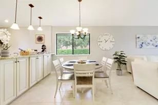 109 Club Dr, Palm Beach Gardens, FL 33418 - Photo 12