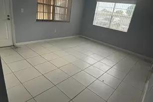 301 NW 177th St, Miami Gardens, FL 33169 - Photo 12
