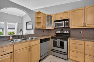 7516 NW 88th Terrace, Tamarac, FL 33321 - Photo 4