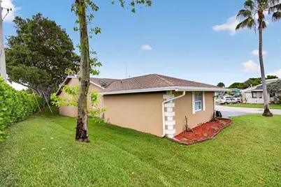 7516 NW 88th Terrace, Tamarac, FL 33321 - Photo 30