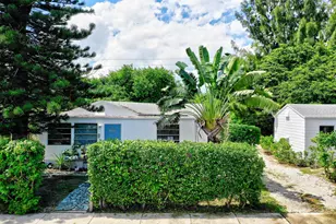 2405-2407 N East Coast St, Lake Worth Beach, FL 33460 - Photo 2