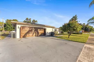 651 Foresteria Dr, Lake Park, FL 33403 - Photo 4