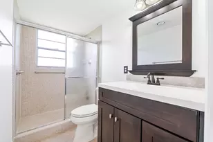 4072 Guildford D, Boca Raton, FL 33434 - Photo 12