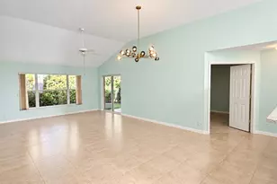 3007 Casa Rio Ct, Palm Beach Gardens, FL 33418 - Photo 4