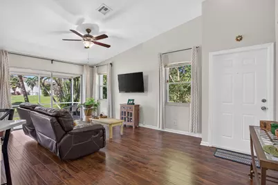 2007 Discovery Circle E, Deerfield Beach, FL 33442 - Photo 12