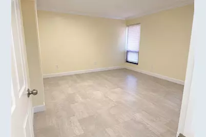 4206 NW 114th Terrace #06, Coral Springs, FL 33065 - Photo 4