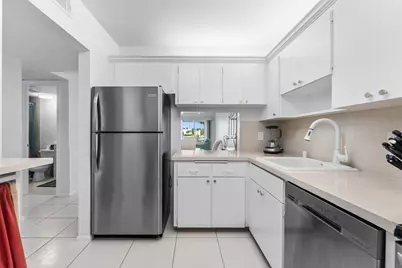 29 Yacht Club Drive #304, North Palm Beach, FL 33408 - Photo 10