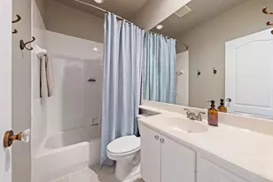 68 Live Oak Cir, Tequesta, FL 33469 - Photo 16
