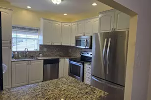 953 SE 10th St, Deerfield Beach, FL 33441 - Photo 18