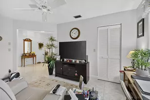 2641 Gately Dr W, West Palm Beach, FL 33415 - Photo 12