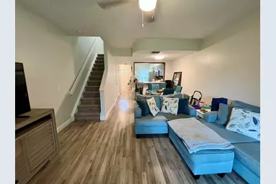 7844 Dixie Beach Circle, Tamarac, FL 33321 - Photo 10