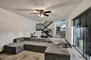 9993 NW 7th St, Plantation, FL 33324 - Photo 10