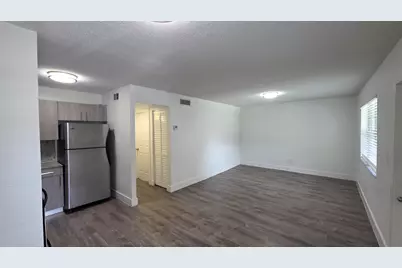2843 Fillmore Street #F105, Hollywood, FL 33020 - Photo 14