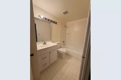 21202 Glenmoor Drive #21202, West Palm Beach, FL 33409 - Photo 10
