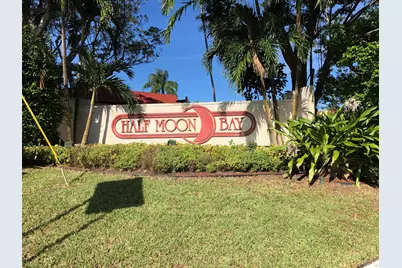 7030 Half Moon Circle #121, Hypoluxo, FL 33462 - Photo 2