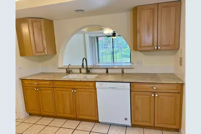 7030 Half Moon Circle #121, Hypoluxo, FL 33462 - Photo 10