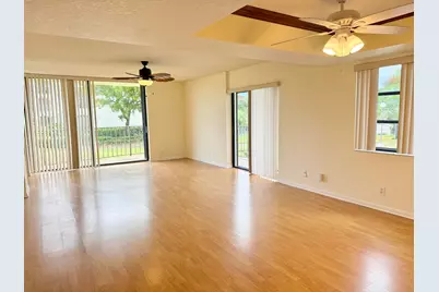 7030 Half Moon Circle #121, Hypoluxo, FL 33462 - Photo 6