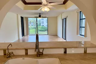 7030 Half Moon Cir, Hypoluxo, FL 33462 - Photo 8