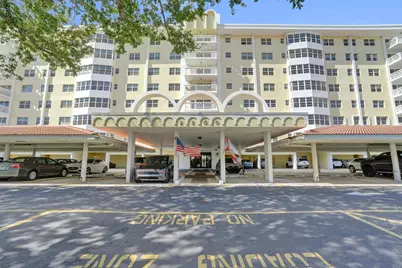 2500 NE 48th Lane #606, Fort Lauderdale, FL 33308 - Photo 2