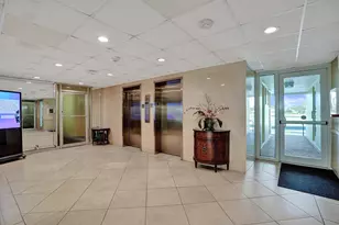 2500 NE 48th Ln, Fort Lauderdale, FL 33308 - Photo 6
