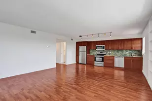 2500 NE 48th Ln, Fort Lauderdale, FL 33308 - Photo 10