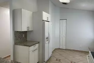 17484 SW 22nd St, Miramar, FL 33029 - Photo 8