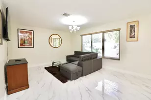 842 NE 154th St, Miami, FL 33162 - Photo 6