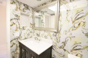 842 NE 154th St, Miami, FL 33162 - Photo 22
