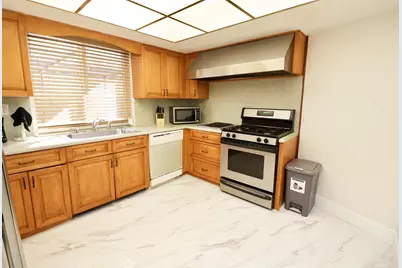 842 NE 154th Street, Miami, FL 33162 - Photo 12